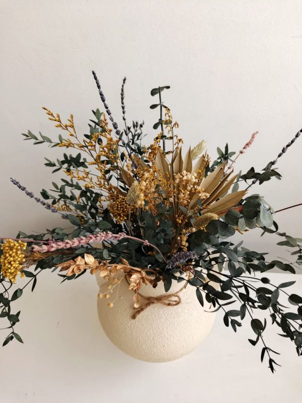 Nature’s Poise with textured vase – Pampasious