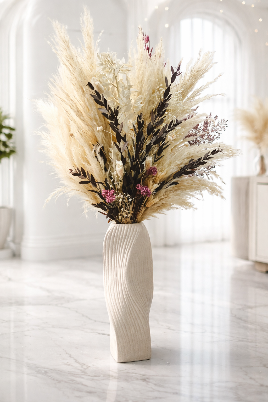 Ivory Elegance Pampas Arrangement