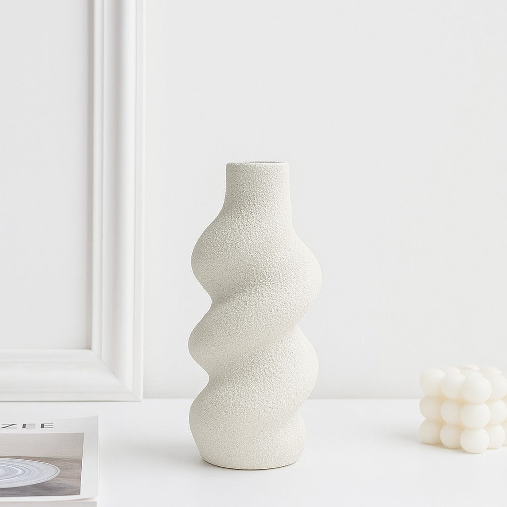 Straight Wavy Vase